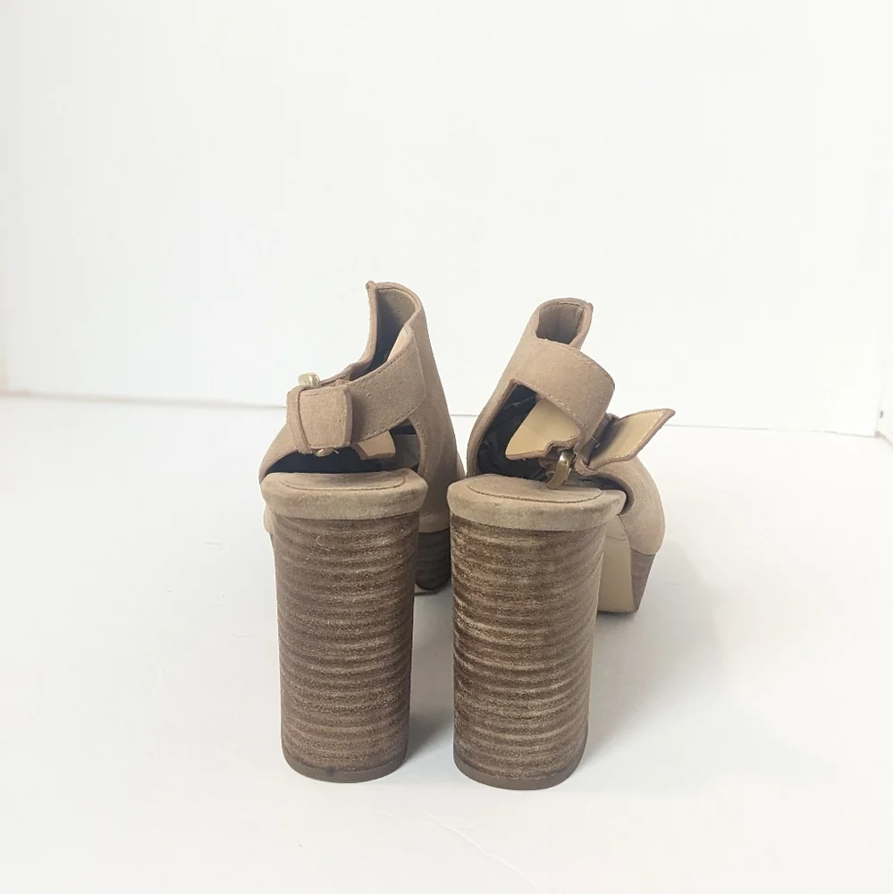 Michael kors suede Piper heels